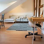 Fullhouse - - H12 - Marketplace * Jena
