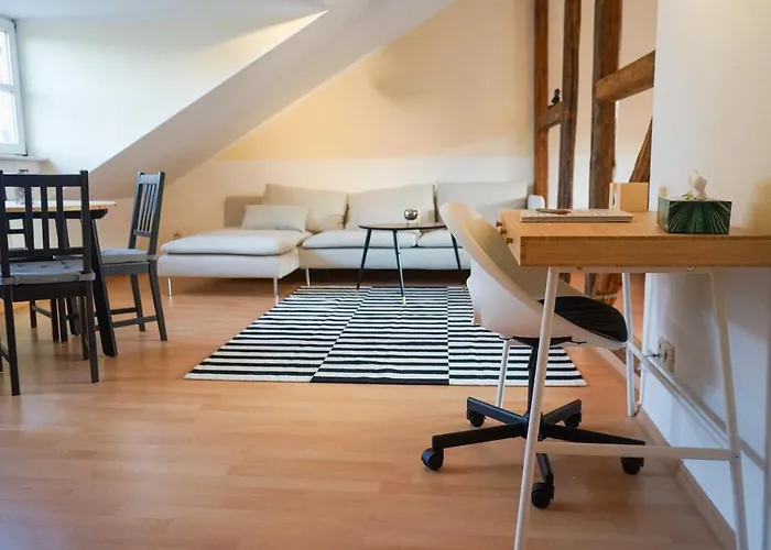 Fullhouse - - H12 - Marketplace * Jena